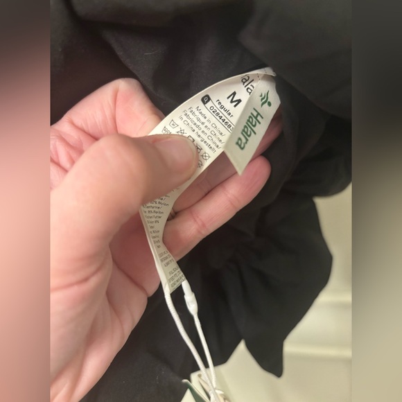 HALARA Medium NWT High Waisted Drawstring Casual Bubble Shorts with Pockets - Picture 4 of 4